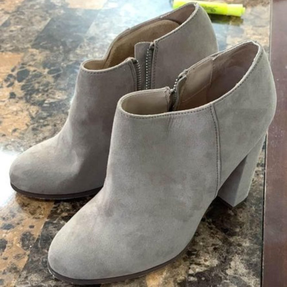 MIX NO 6 Womens Tan Suade Booties